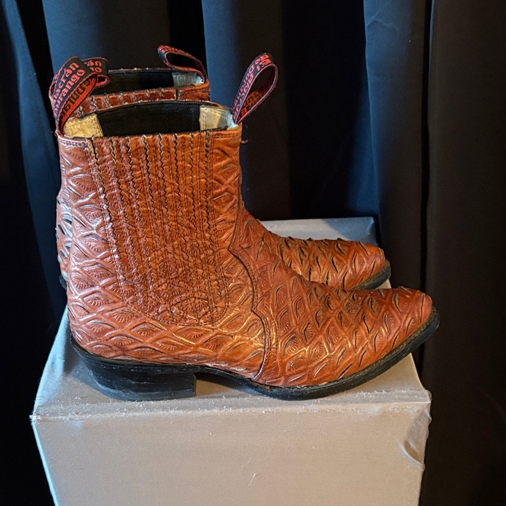 Durango Textured Tan Leather Western Boots